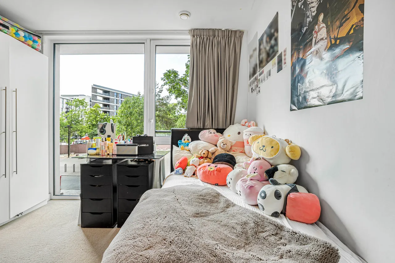 Cheering Lane, London, E20, photo 19