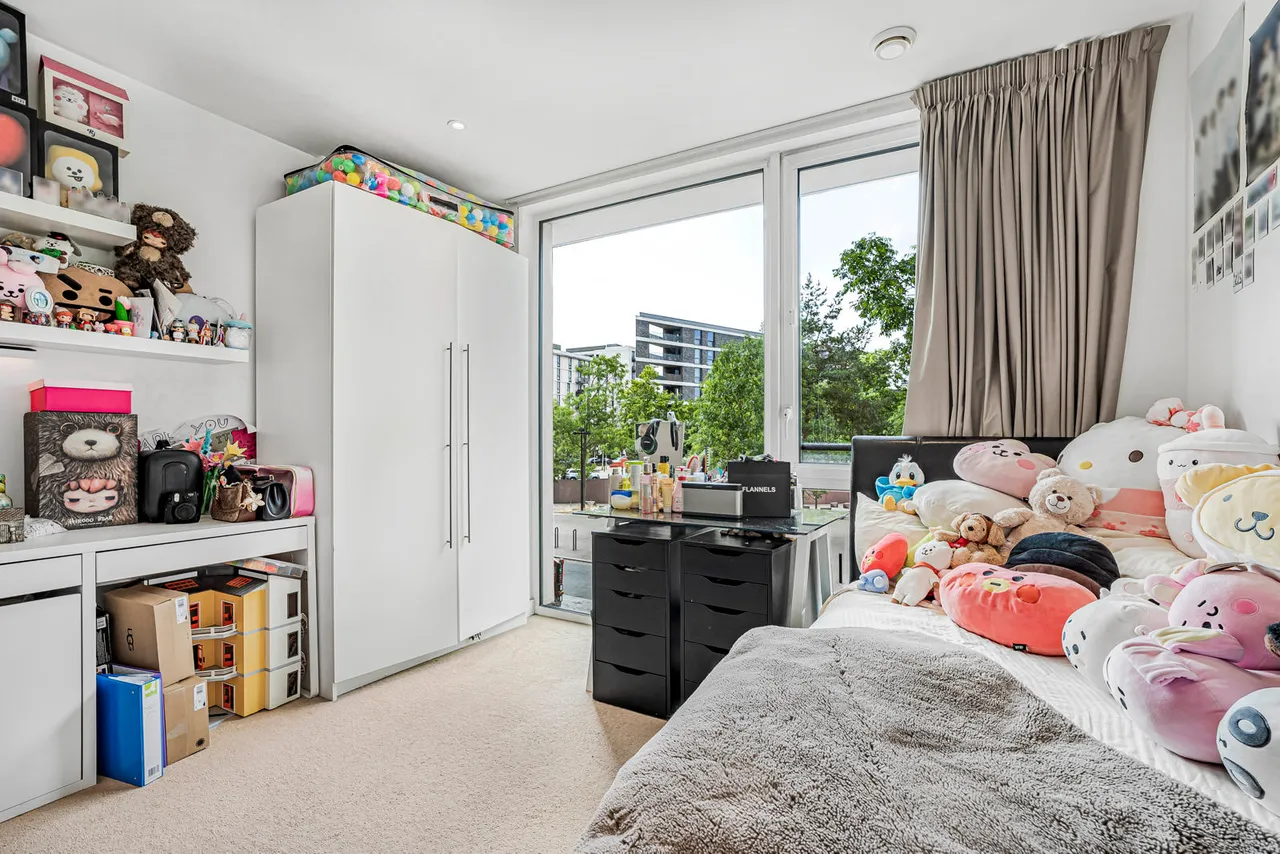 Cheering Lane, London, E20, photo 20