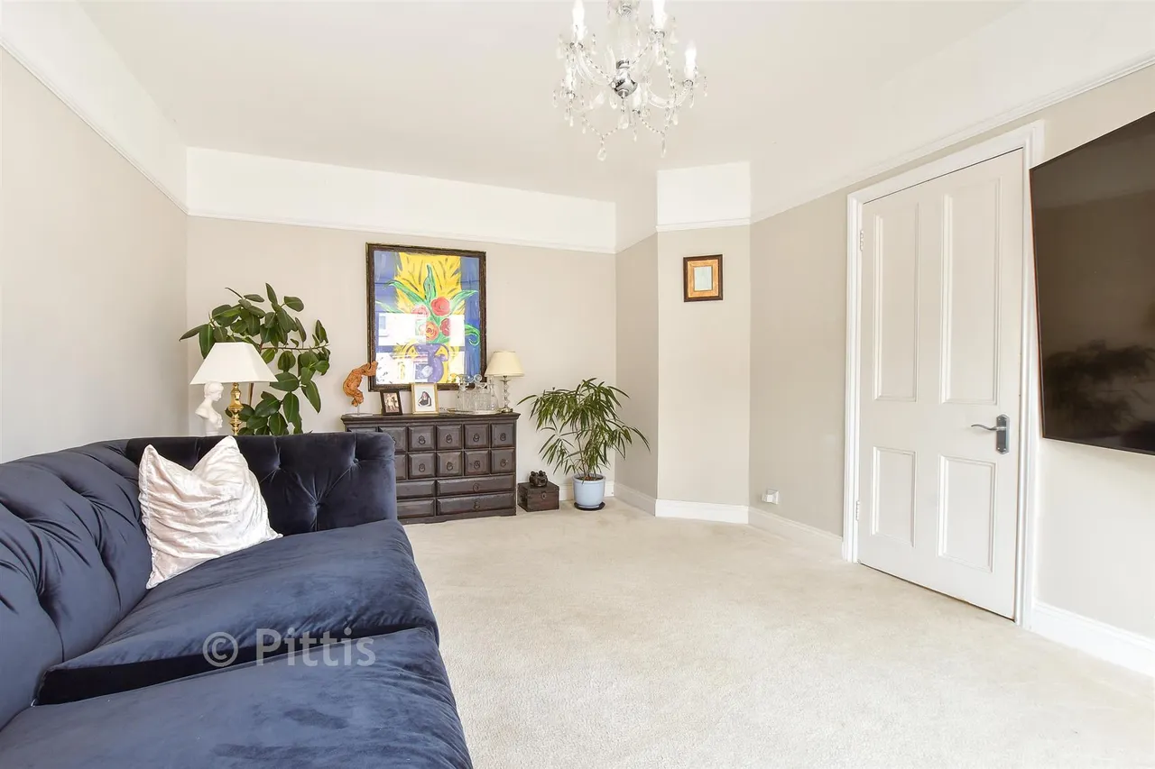 Atherley Cross Road, Shanklin, PO37, photo 5