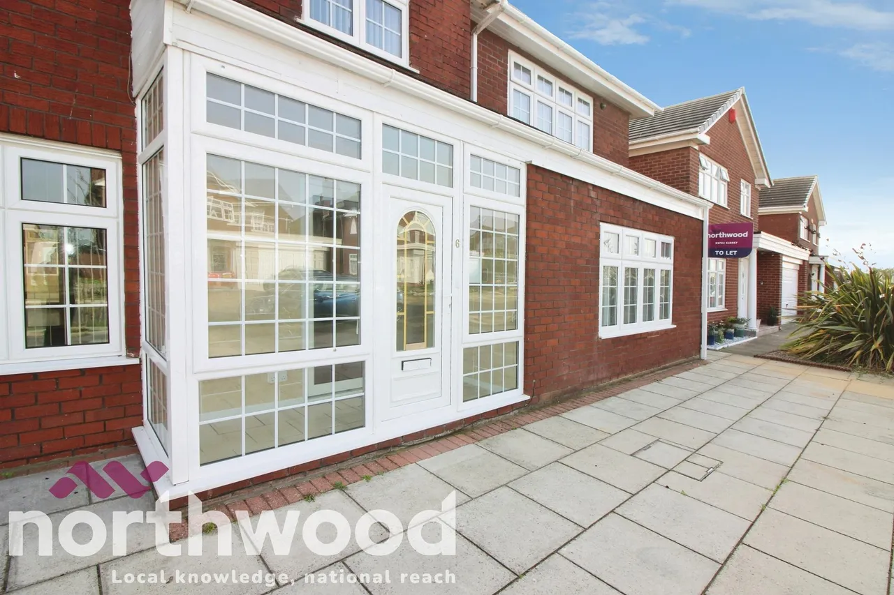 Brinklow Close, Ainsdale, PR8, photo 13