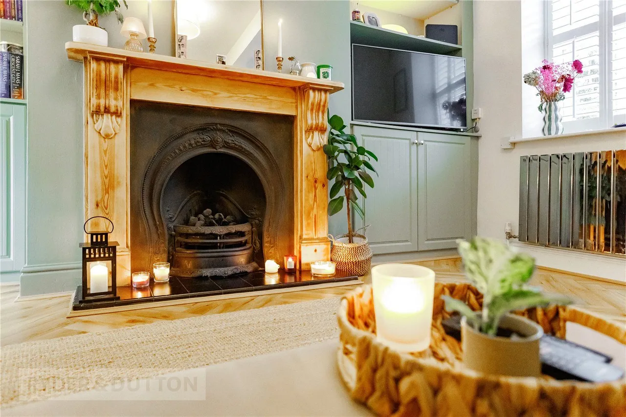 Manchester Road, Mossley, OL5, photo 6