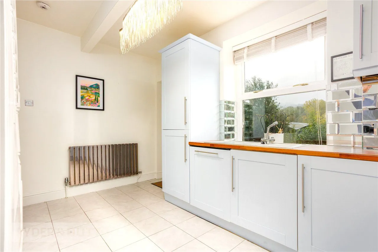 Manchester Road, Mossley, OL5, photo 10