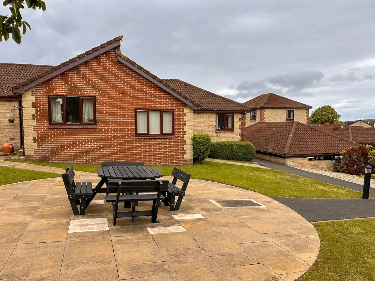 Kingshill Gardens, Nailsea, BS48, photo 10
