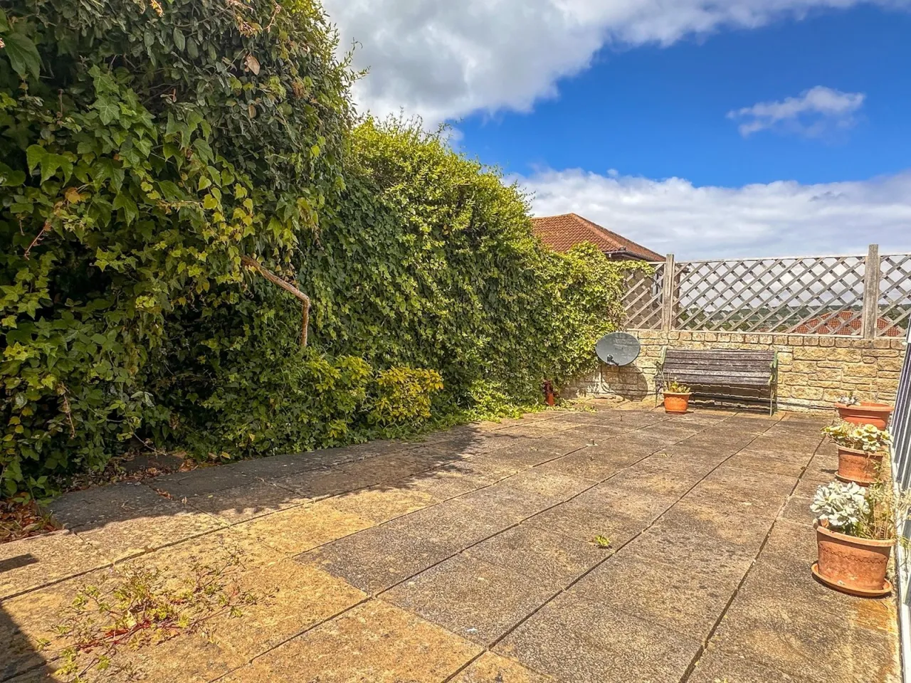 Kingshill Gardens, Nailsea, BS48, photo 9