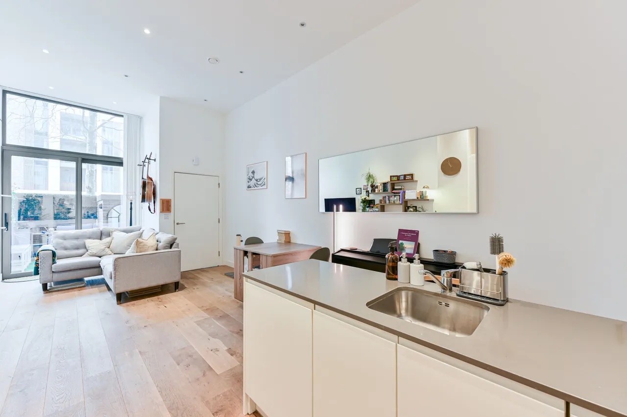 London, SW17, photo 14