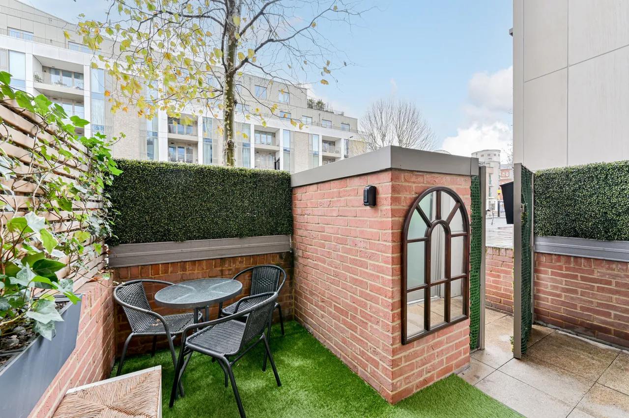 London, SW17, photo 13