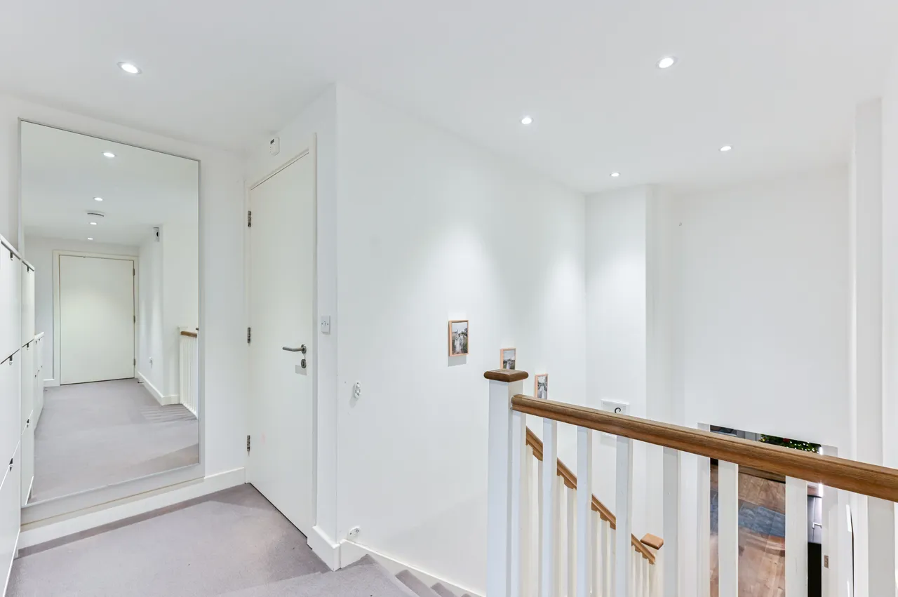 London, SW17, photo 6