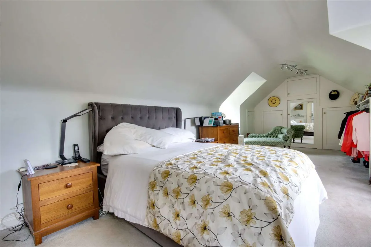 Lower Buckland Road, Lymington, Hampshire, SO41 9DR, photo 8