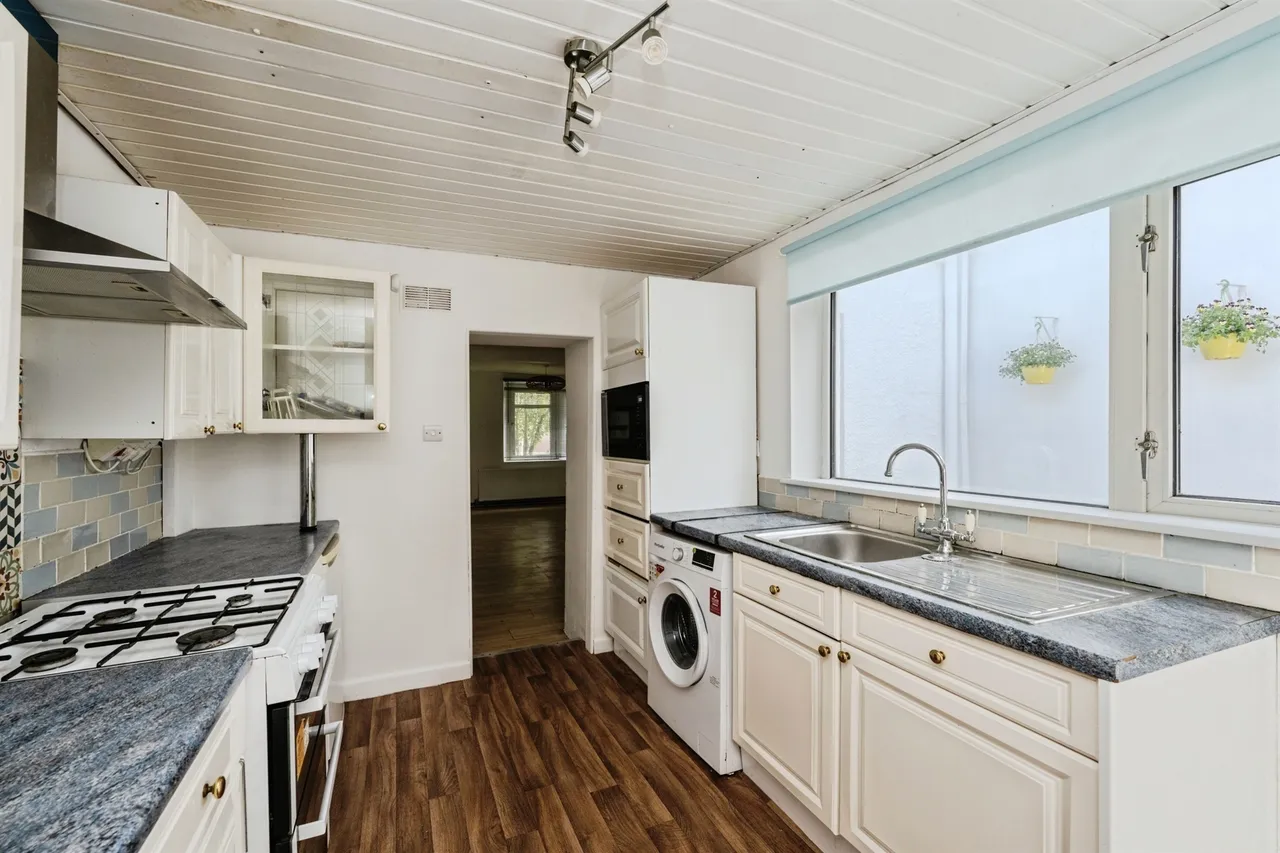 Clyndu Street, Swansea, SA6, photo 6