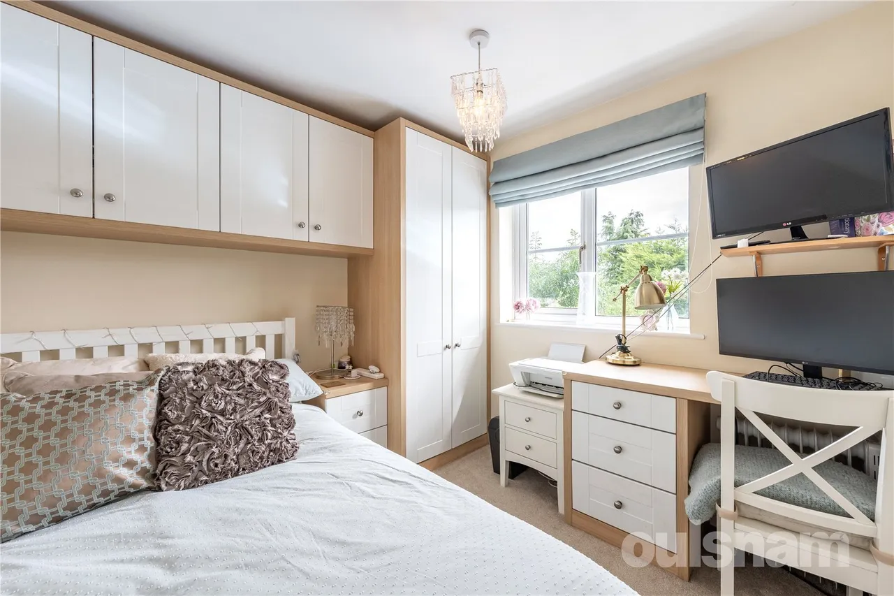 Birkdale Avenue, Blackwell, Bromsgrove, Worcestershire, B60 1BY, photo 10