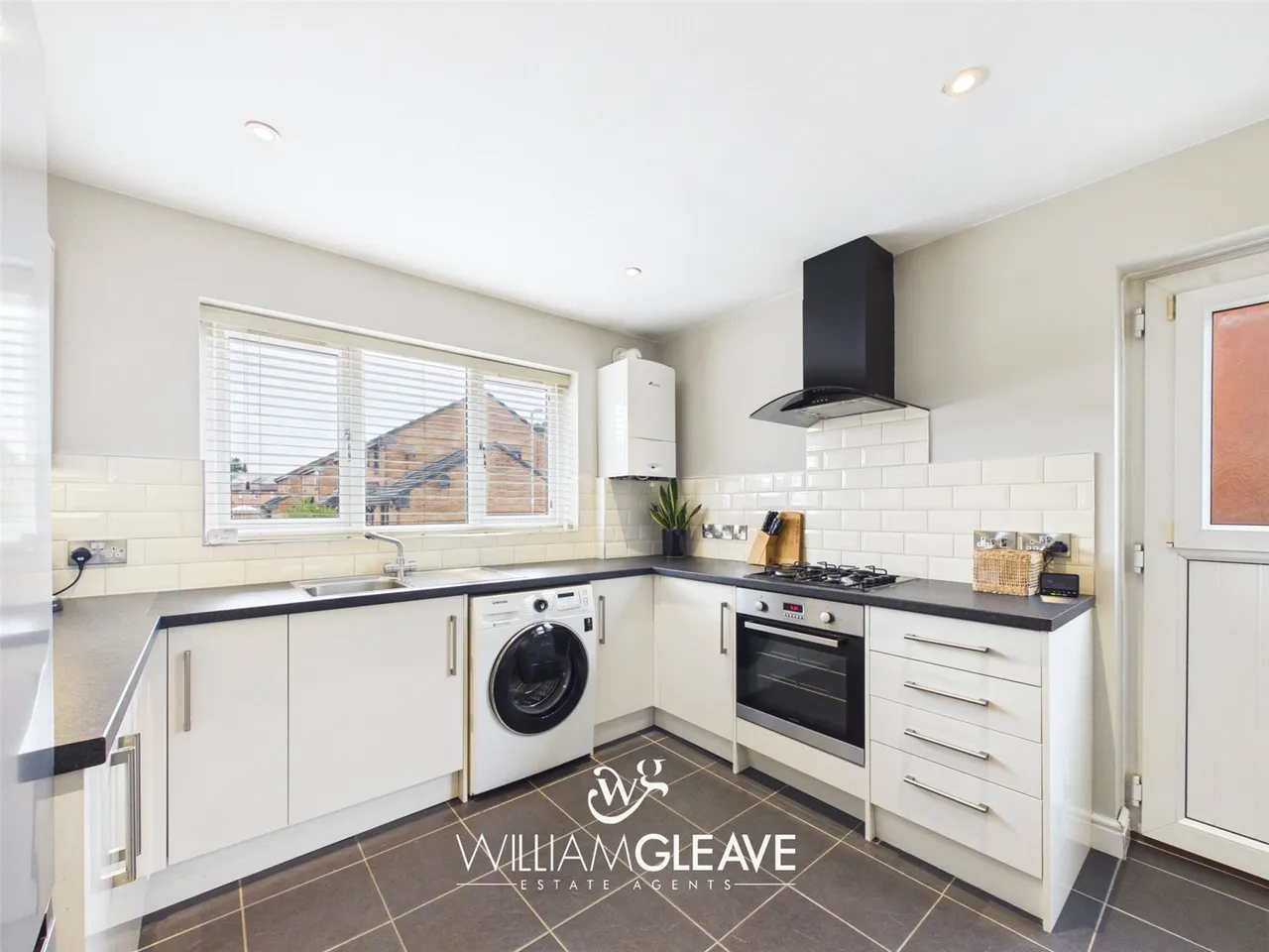 Gwel Y Mynydd, Buckley, Flintshire, CH7 2GY, photo 5