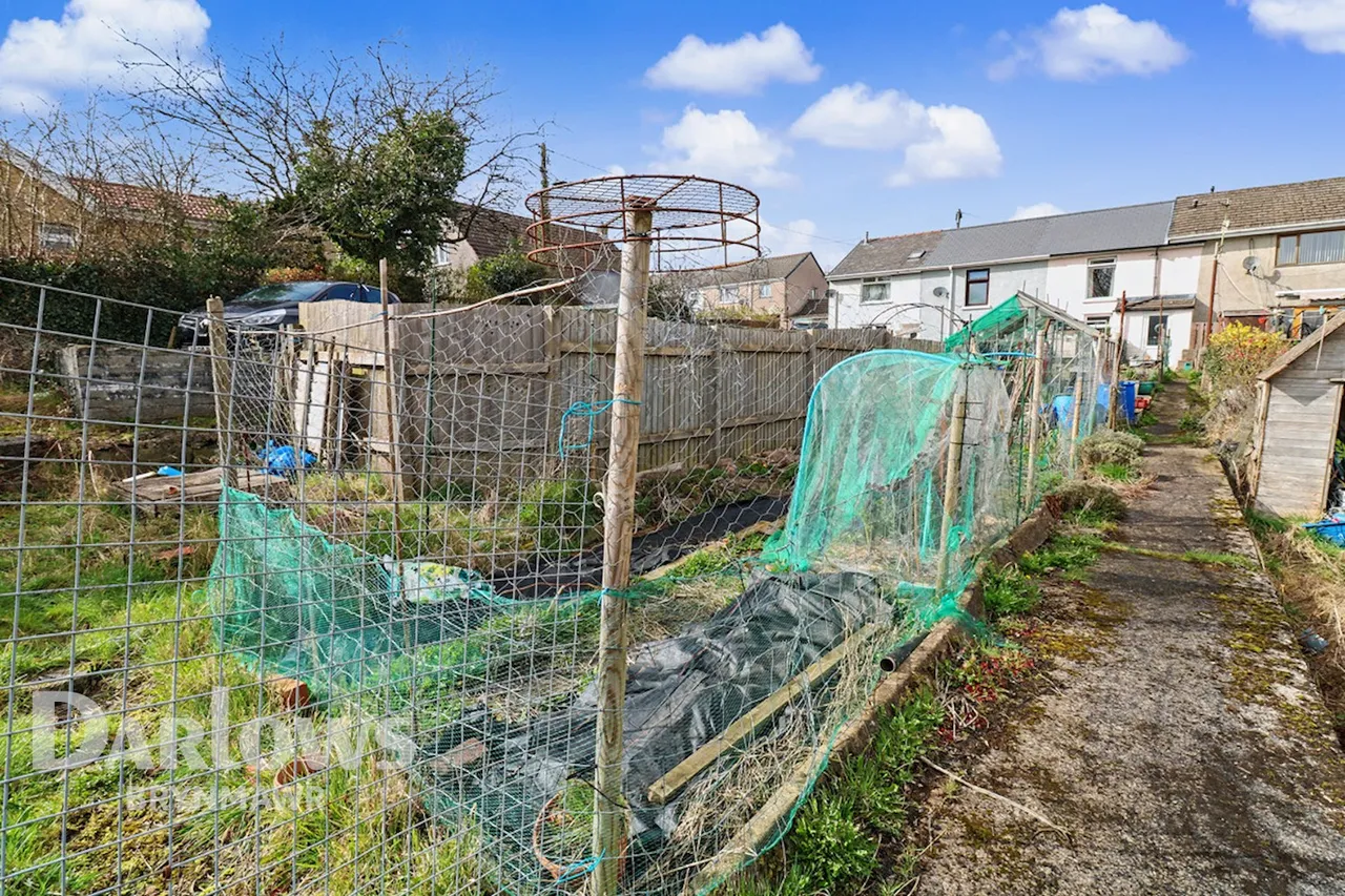 2 bed house for sale, School Road, Ebbw Vale