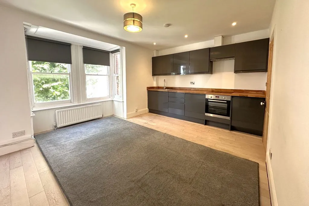 Lowther Road, Brighton BN1 6LG, photo 3