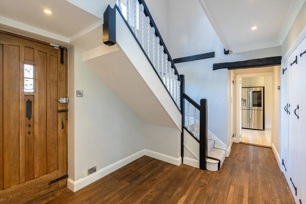 The Chase, Oxshott, KT22, photo 10