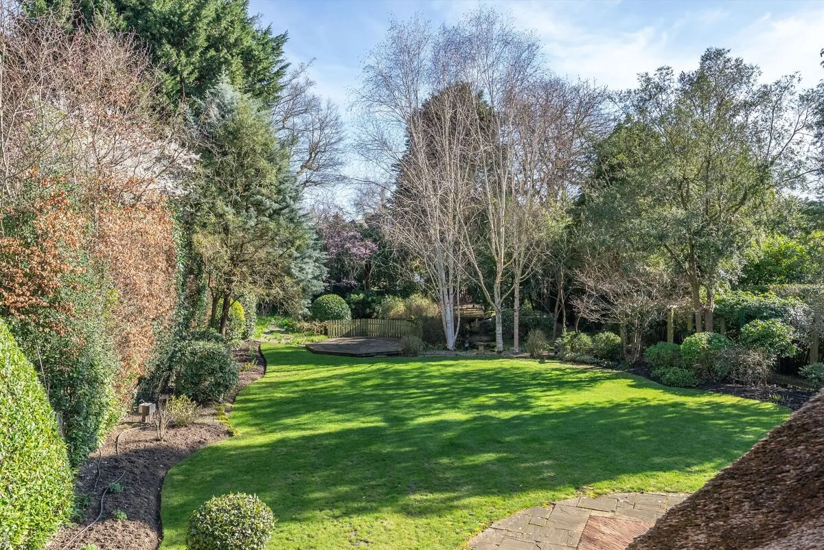 The Chase, Oxshott, KT22, photo 18