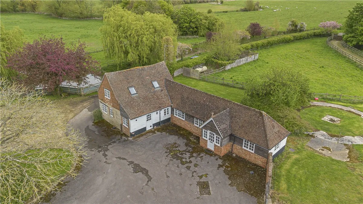 Mill Lane, Twyford, MK18, photo 37