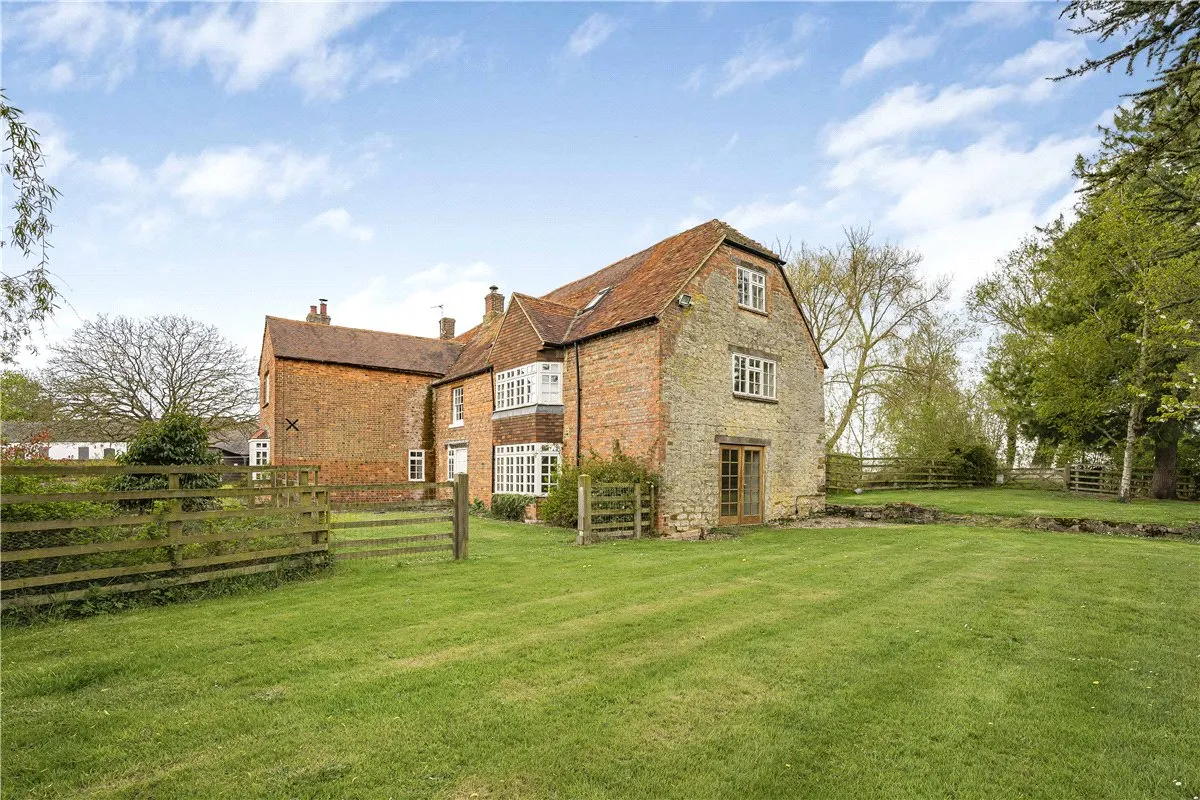Mill Lane, Twyford, MK18, photo 33