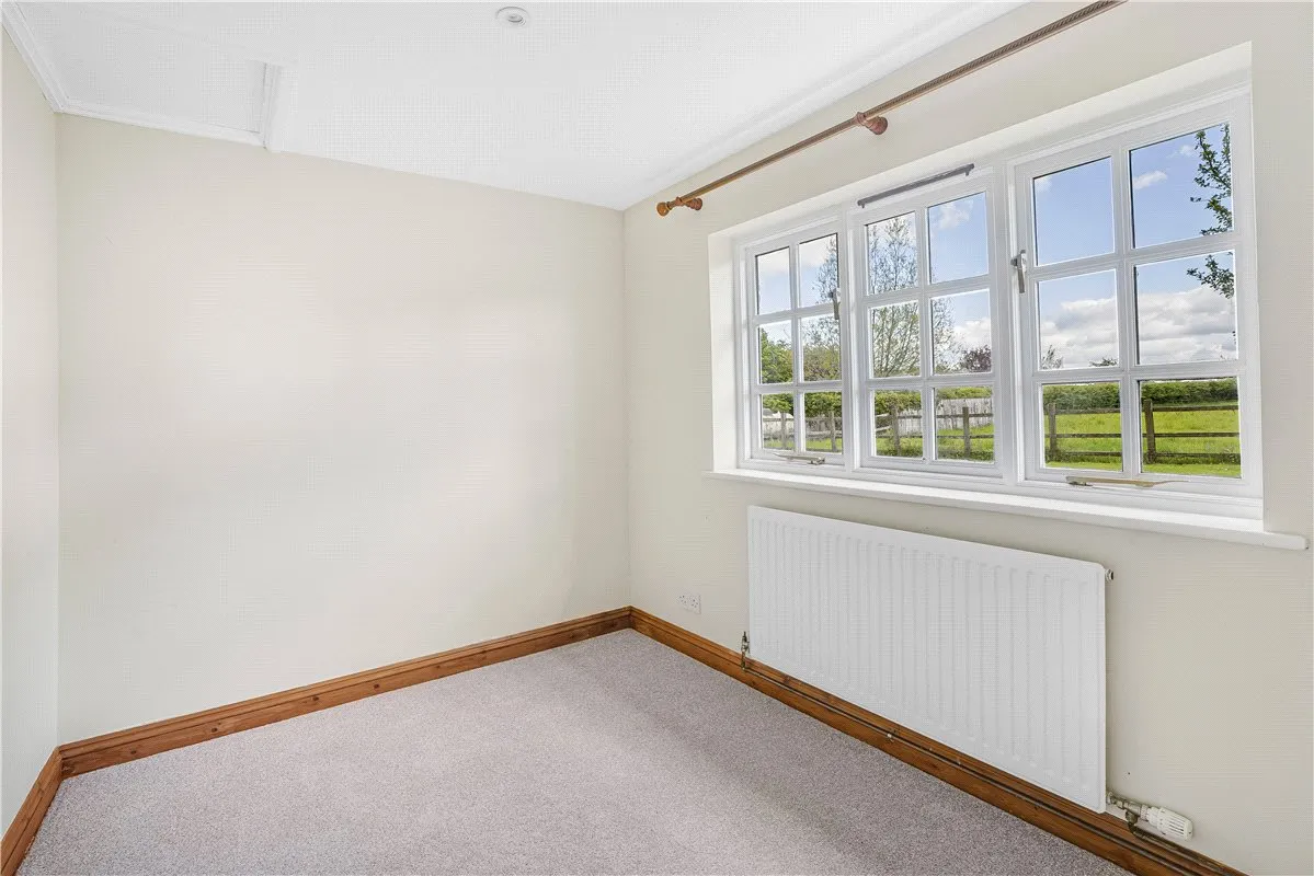 Mill Lane, Twyford, MK18, photo 43