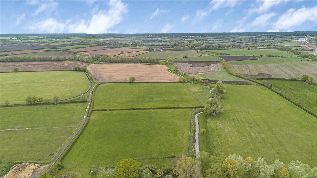 Mill Lane, Twyford, MK18, photo 48
