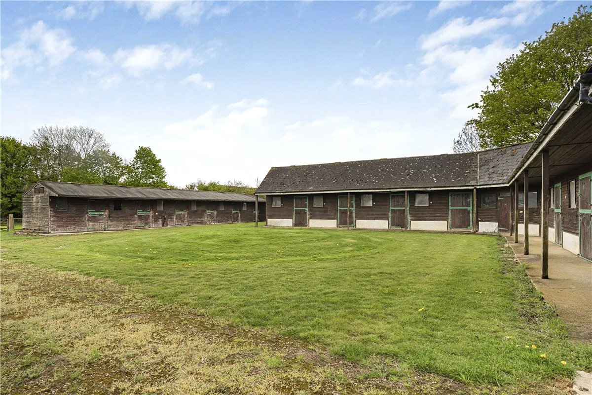 Mill Lane, Twyford, MK18, photo 52