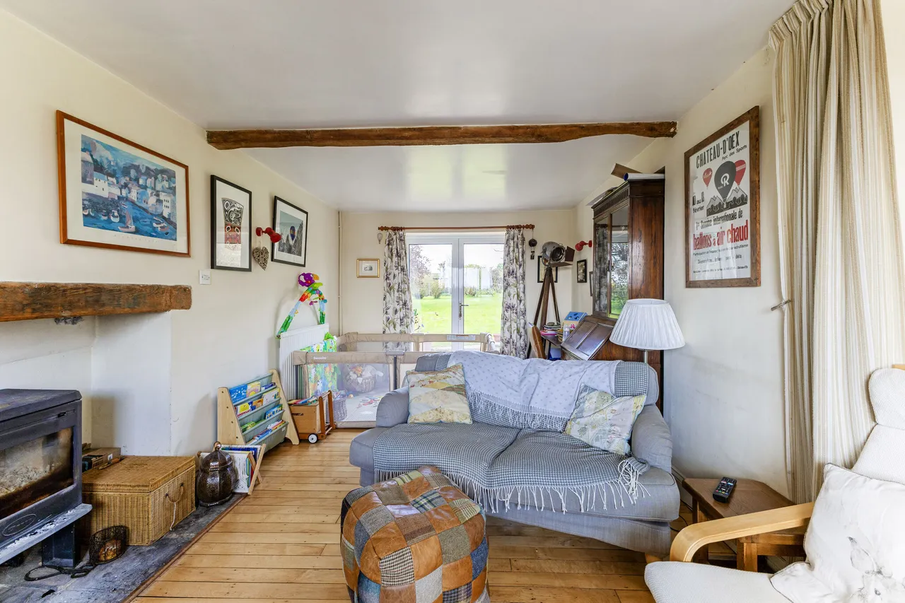 Nr. Daglingworth, Cirencester, GL7, photo 4