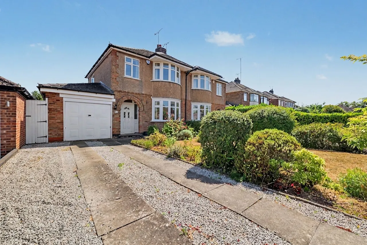 3 bed house for sale — Hadleigh Road, Coventry, CV3