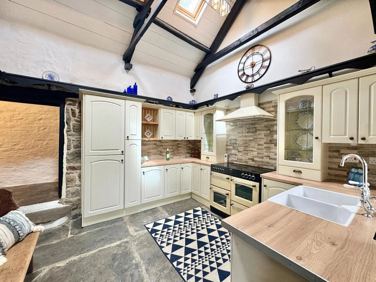 Hundred House, Llandrindod Wells, Powys, LD1 5RS, photo 8