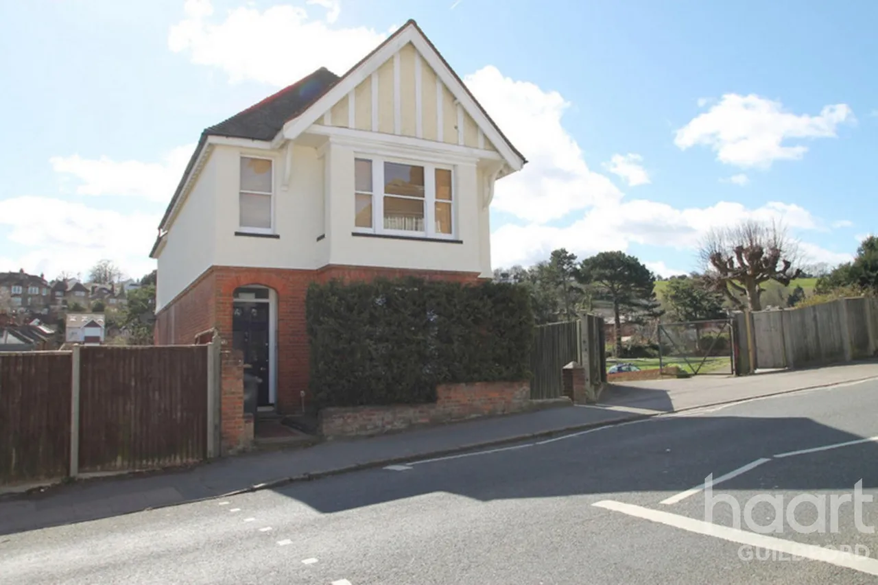 1 bed flat to rent, Farnham Road, GU2