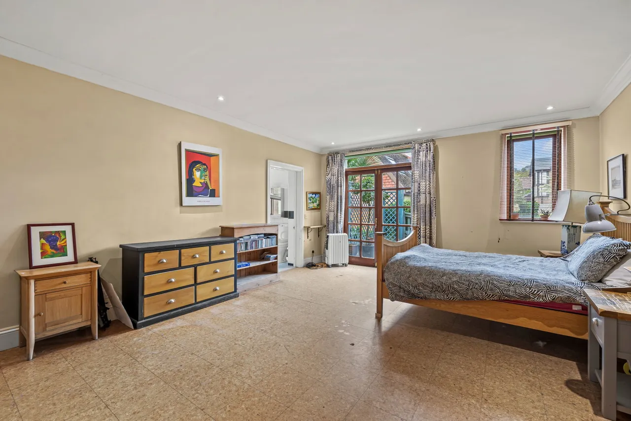 Mumbles Road, Blackpill, SA3, photo 16