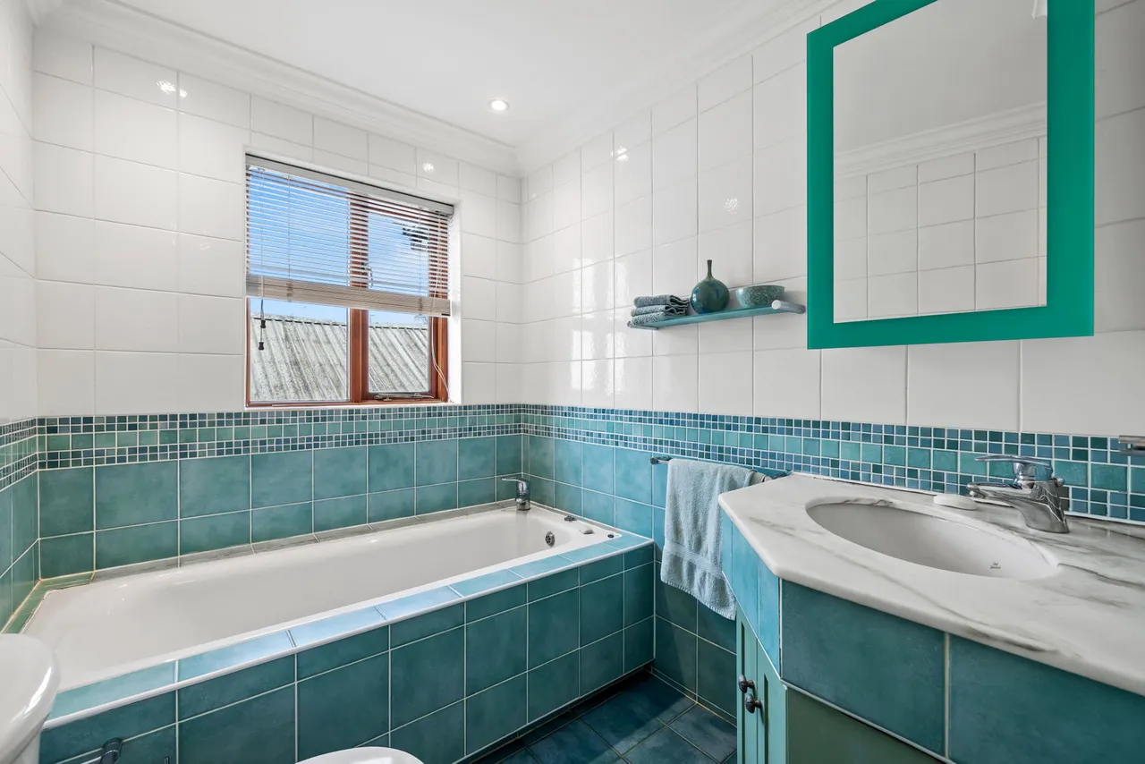 Mumbles Road, Blackpill, SA3, photo 31