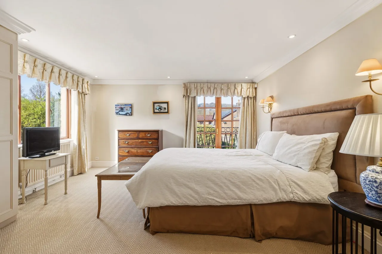 Mumbles Road, Blackpill, SA3, photo 26