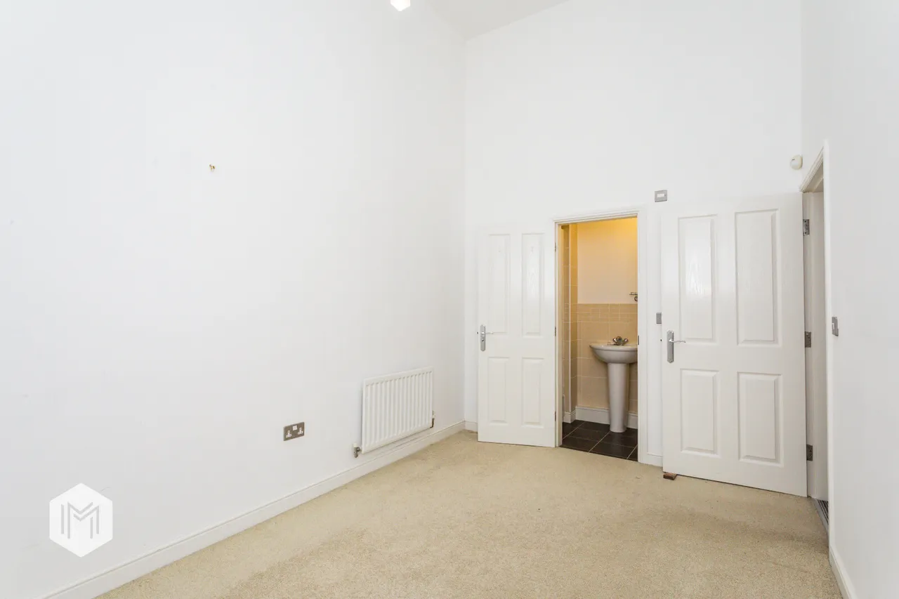 Wallsuches, Horwich, Bolton, BL6 6TT, photo 22