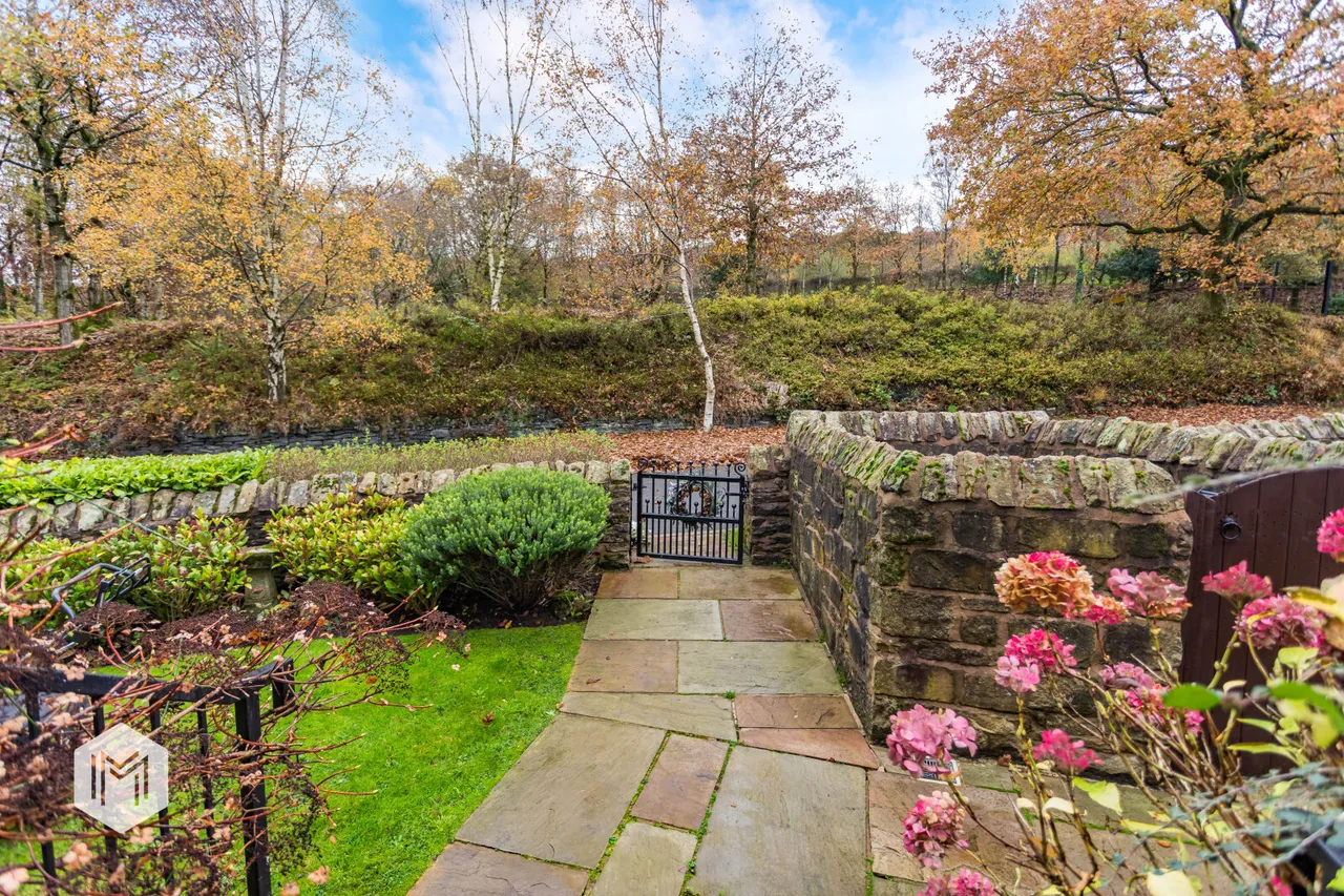Wallsuches, Horwich, Bolton, BL6 6TT, photo 2