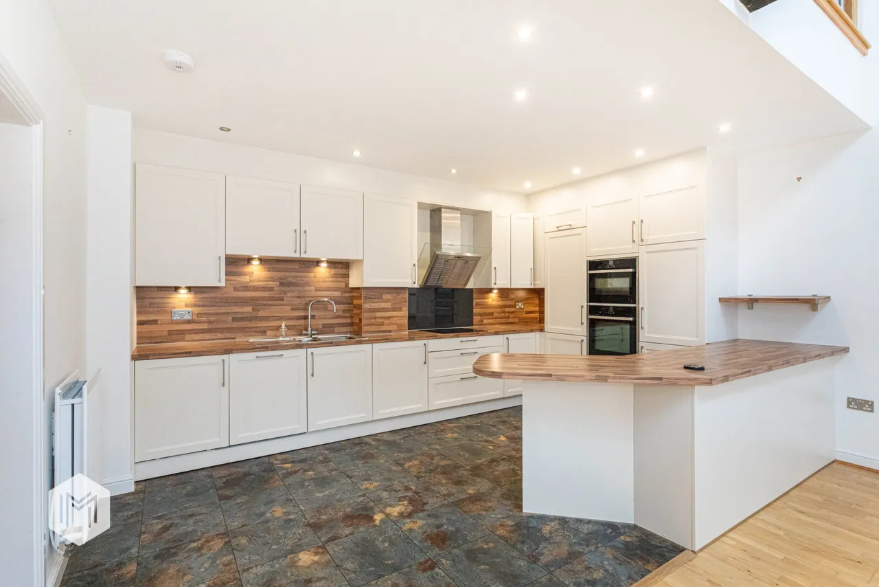 Wallsuches, Horwich, Bolton, BL6 6TT, photo 4