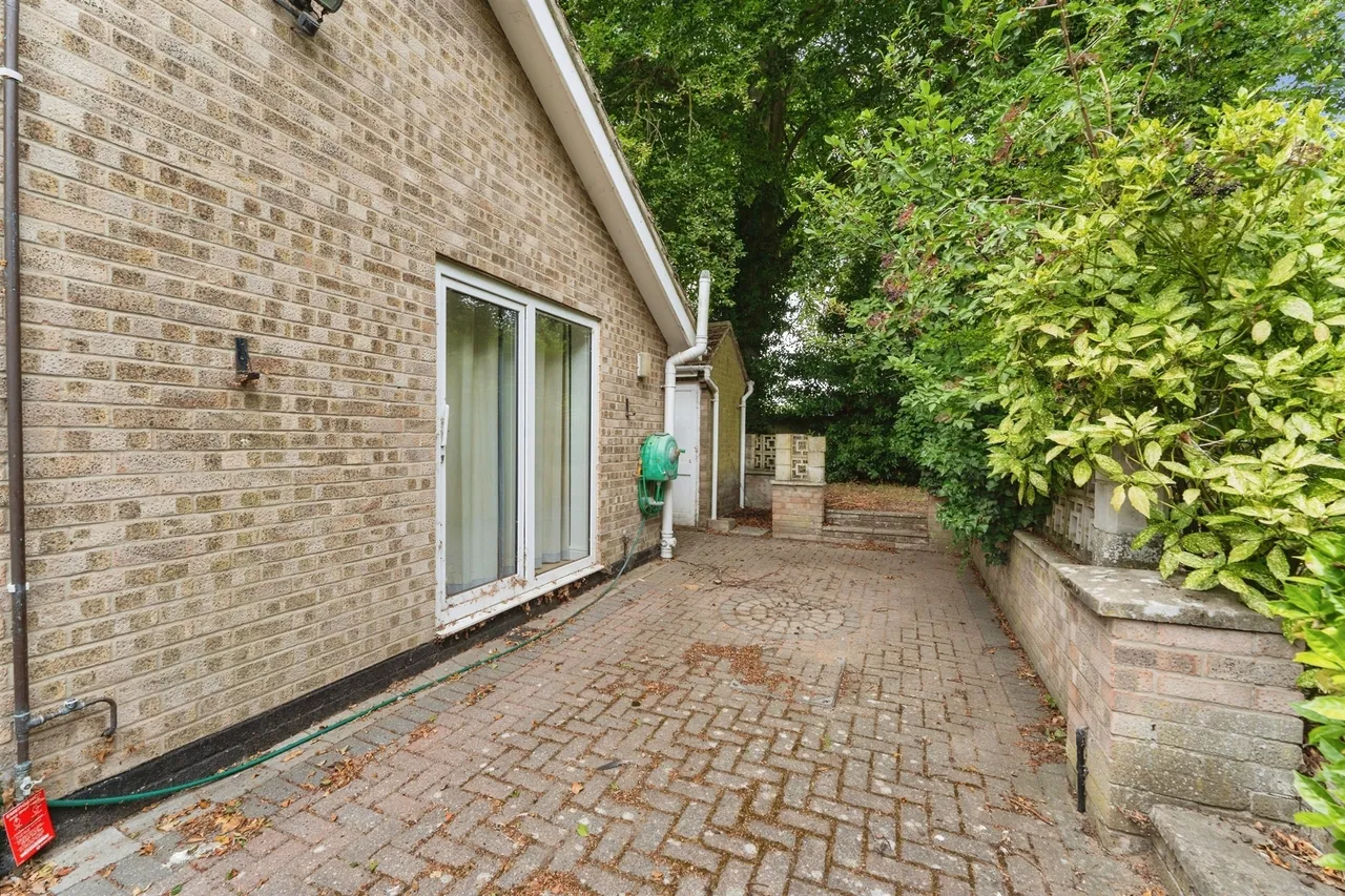 The Hall Close, Icklingham, Bury St. Edmunds, photo 8