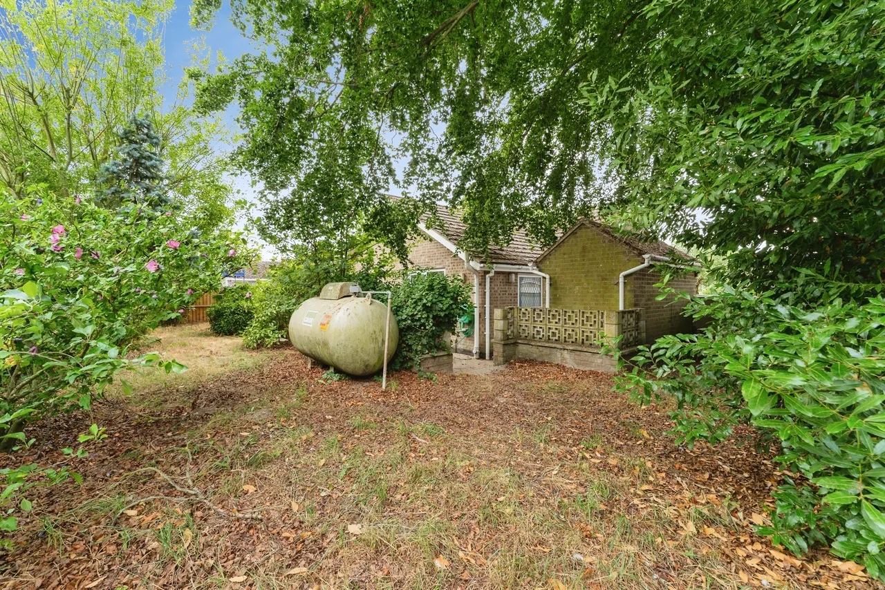 The Hall Close, Icklingham, Bury St. Edmunds, photo 4