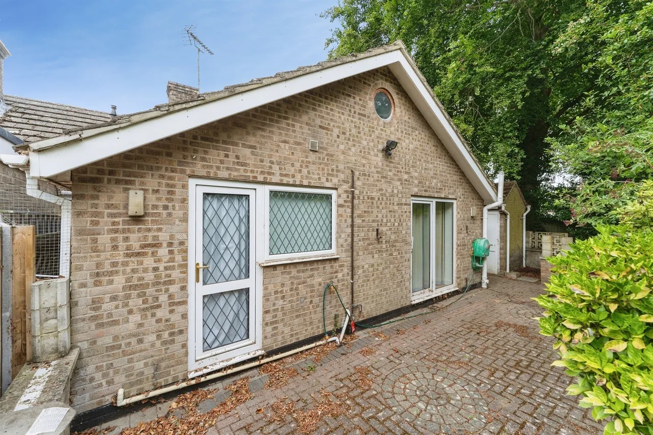 The Hall Close, Icklingham, Bury St. Edmunds, photo 6