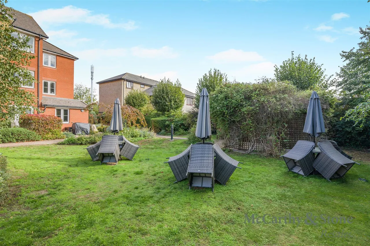 Baldock Road, Royston, SG8, photo 15