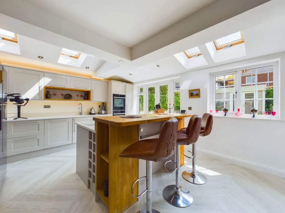 The Circuit, Alderley Edge, SK9 7LS, photo 7