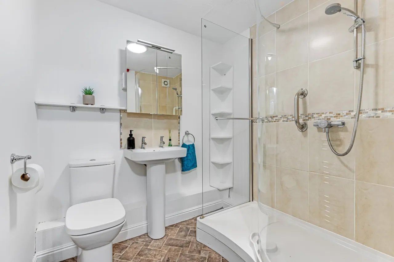 Cunliffe Road, Ilkley, LS29, photo 10
