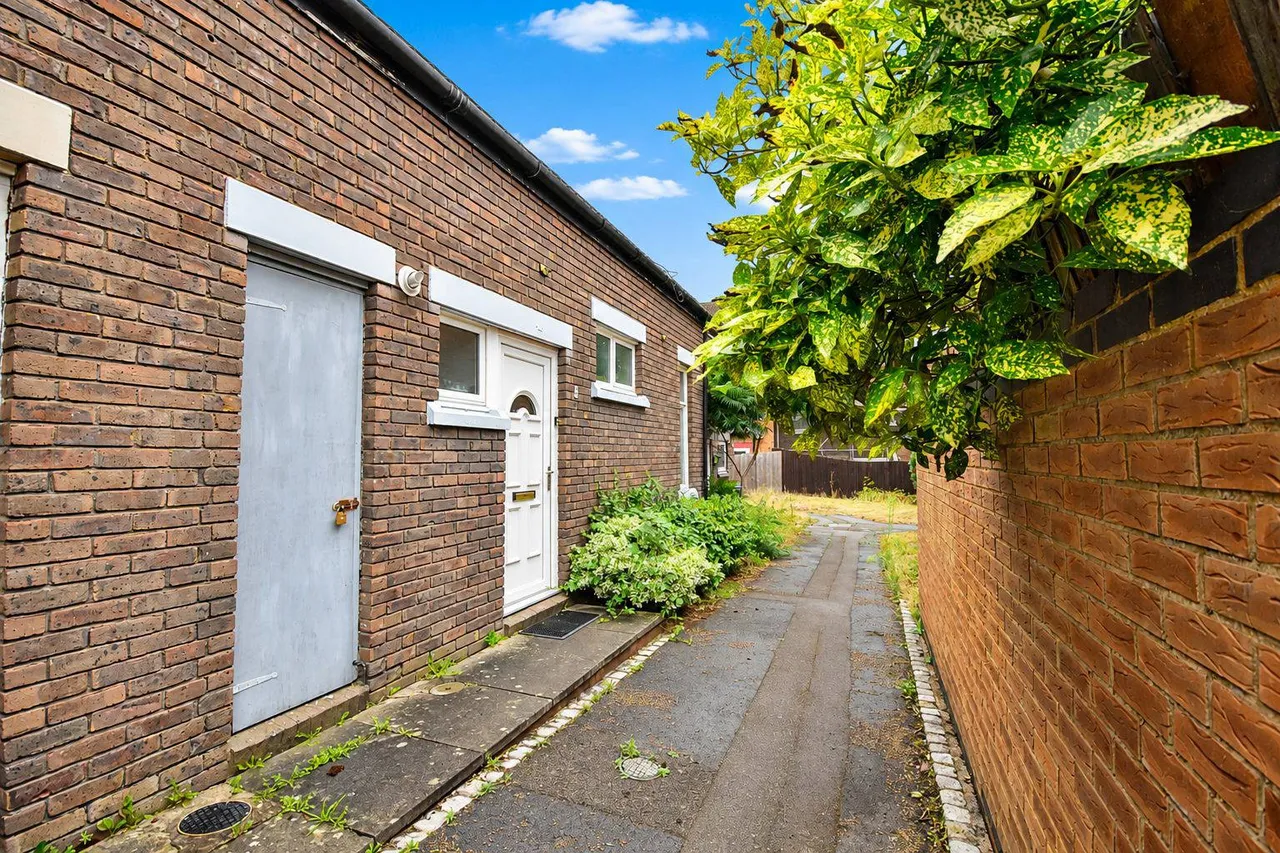 3 bed house for sale — Axe Head Road, Northampton, NN4 8TF