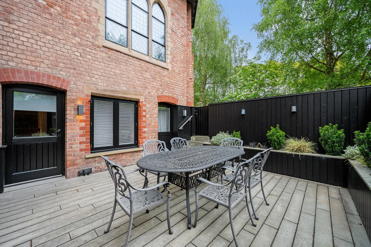 Delamer Road, Altrincham, WA14, photo 32