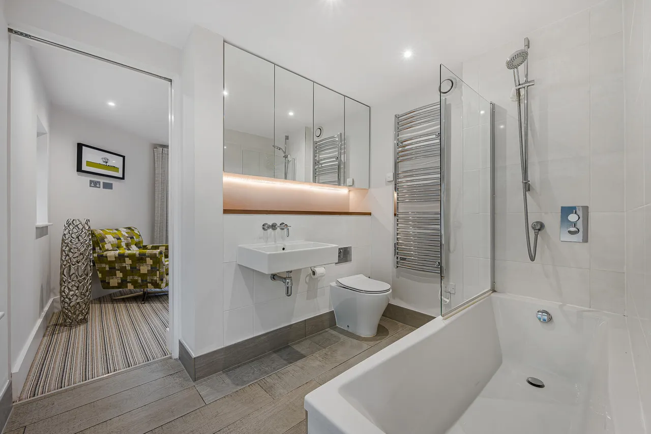 Delamer Road, Altrincham, WA14, photo 20