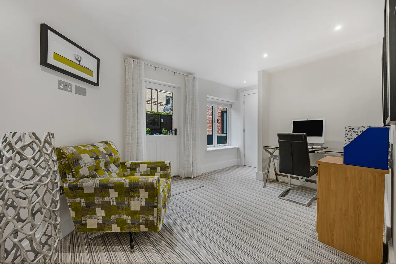 Delamer Road, Altrincham, WA14, photo 17