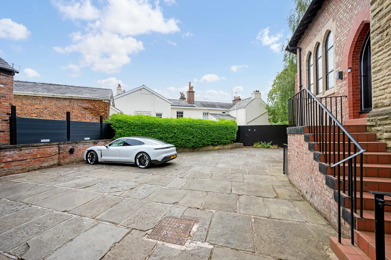 Delamer Road, Altrincham, WA14, photo 39