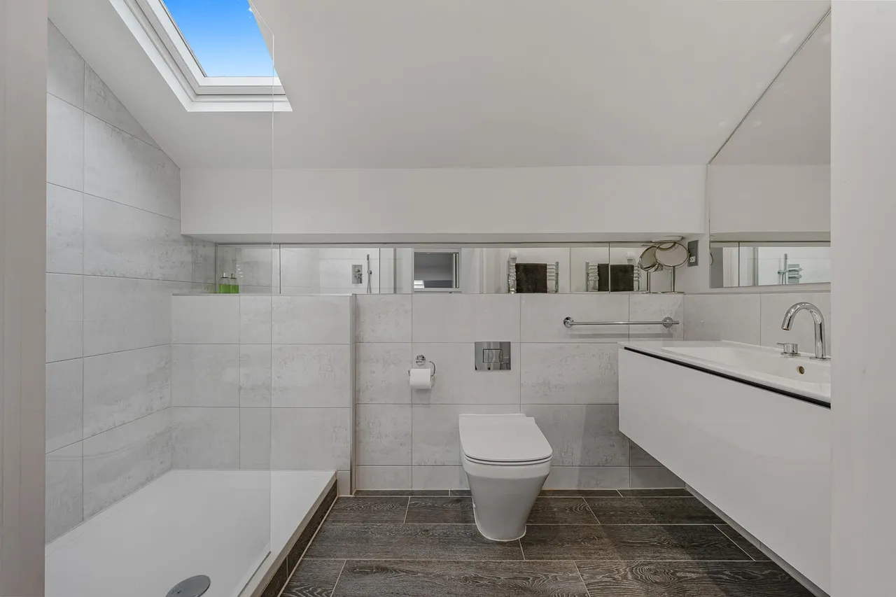 Delamer Road, Altrincham, WA14, photo 25
