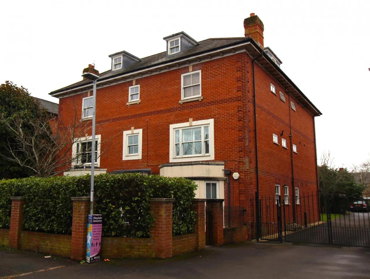 2 bed flat for sale, Brownlow Road, Reading, RG1
