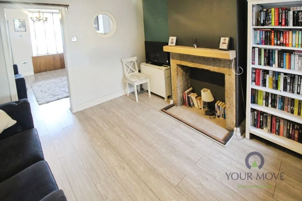 Hesley Lane, Thorpe Hesley, S61, photo 3