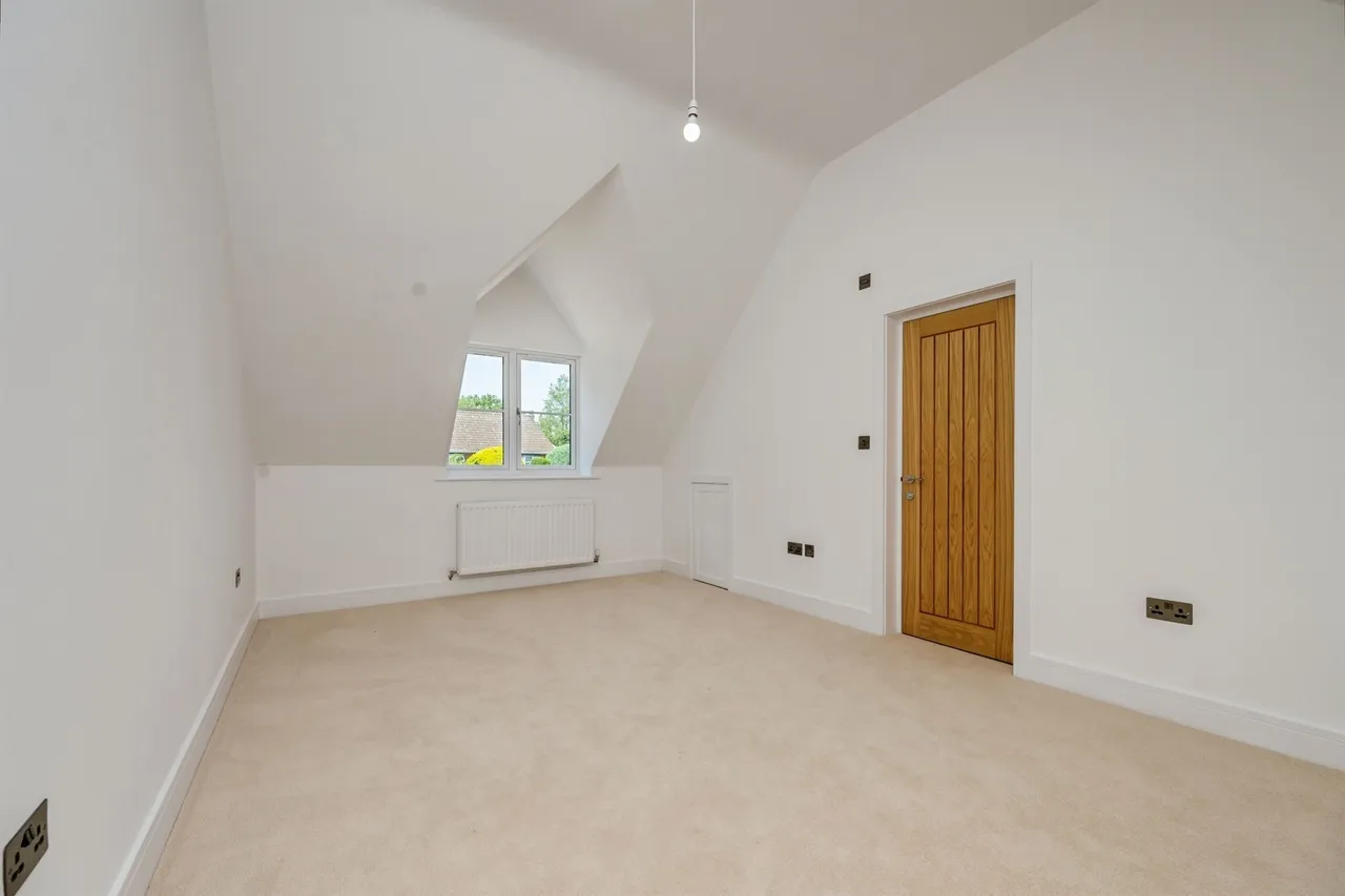 Alcester Road, Wootton Wawen, B95, photo 24