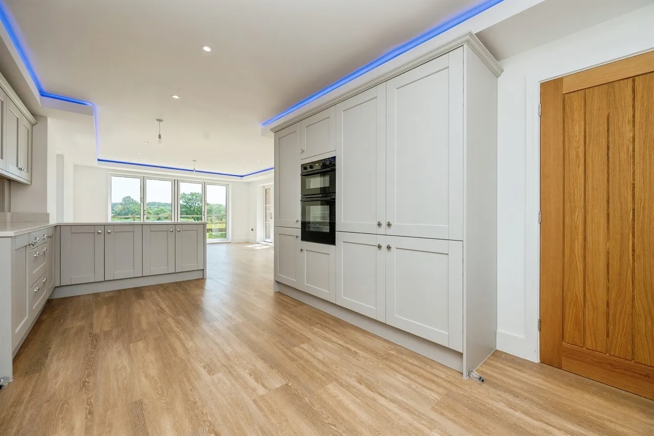 Alcester Road, Wootton Wawen, B95, photo 15